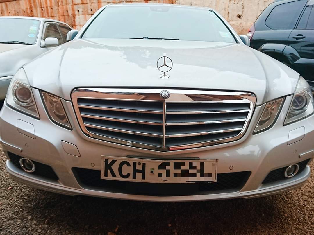 MERCEDES BENZ E CLASS W212